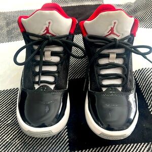 Air Jordan Max Aura 2 (GS)